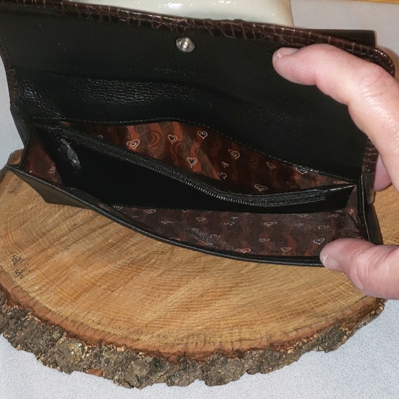 Brighton Leather Black & Faux Alligator Brown Trifold Wallet Free With Purchase - Picture 7 of 11